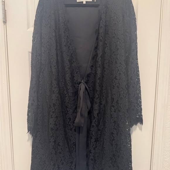 Diane Von Furstenberg Black Lace Wrap dress - Picture 2 of 4